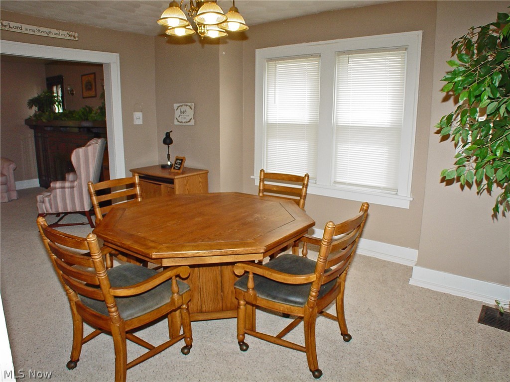 624 Cove Road Weirton, WV 26062 - Photo 6 of 20 Gallery Image 6