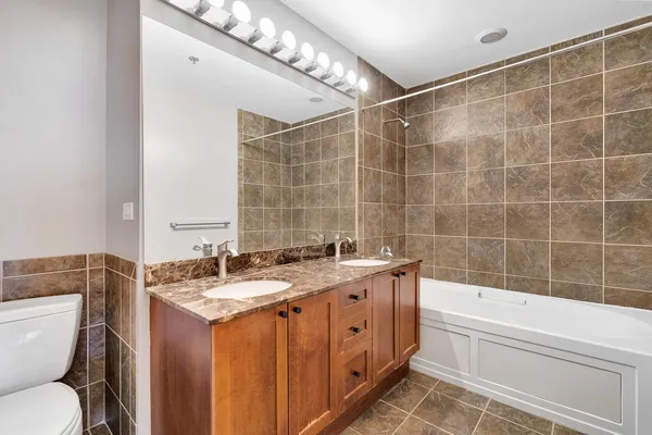 $315,000 | 1620 South Michigan Avenue, Unit 1117, Chicago, IL 60616