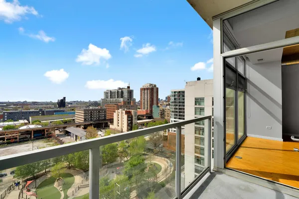 $315,000 | 1620 South Michigan Avenue, Unit 1117, Chicago, IL 60616