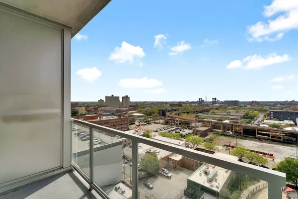 $315,000 | 1620 South Michigan Avenue, Unit 1117, Chicago, IL 60616
