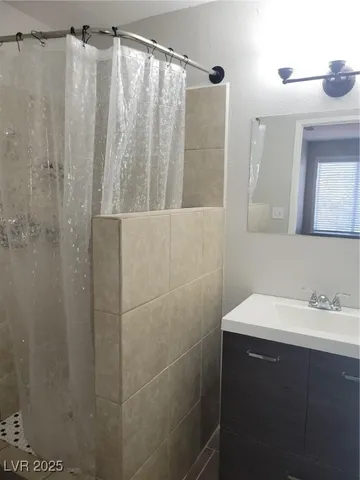 $1,550 | 1500 Hialeah Drive, Unit A, Las Vegas, NV 89119