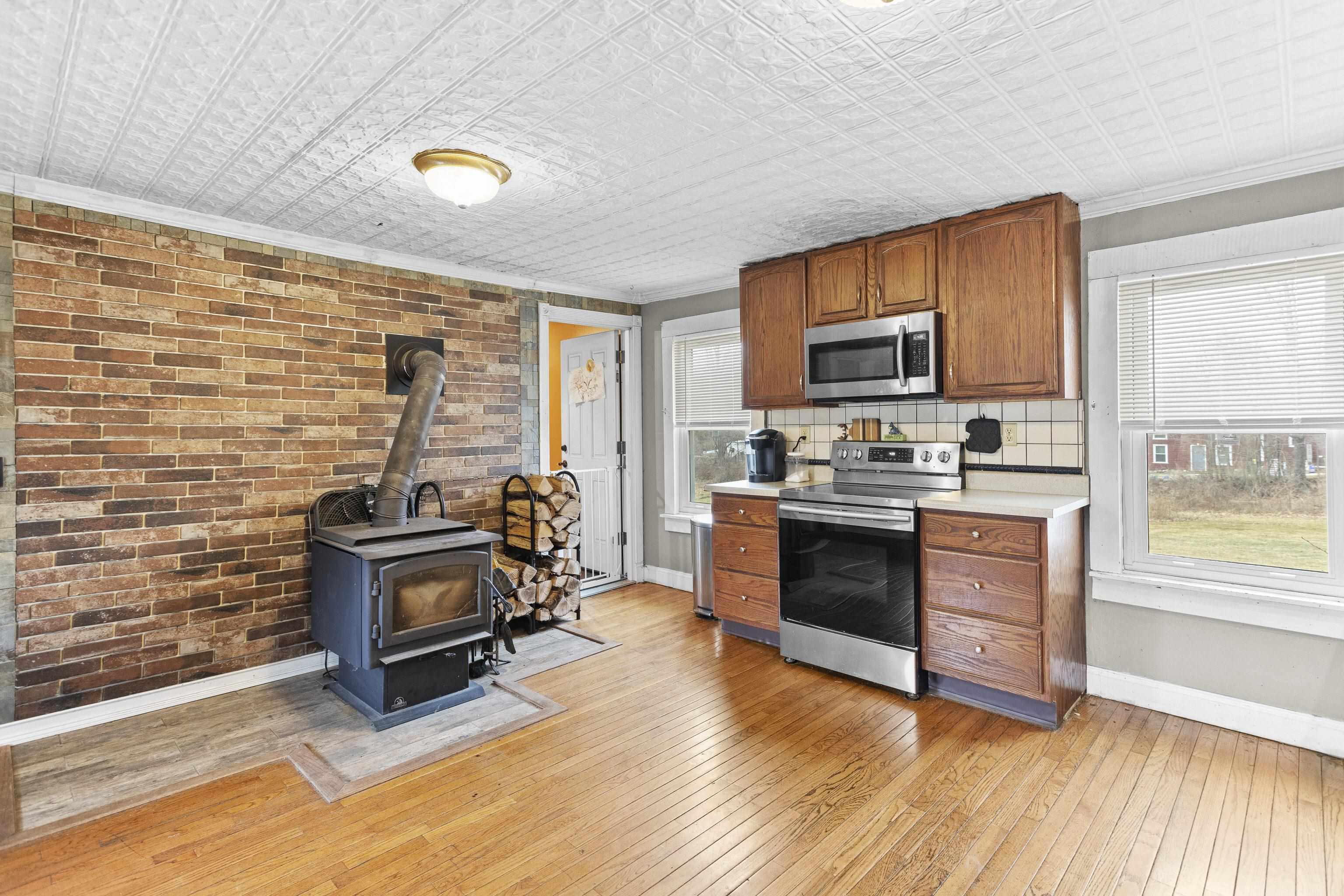 59 South Main Street Troy, NH 03465 - Photo 40 of 52