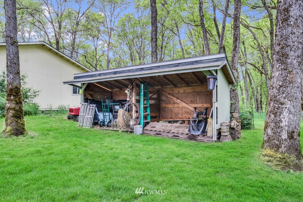 17147 Gibson Road Southwest Tenino, WA 98589 - Photo 17 of 21