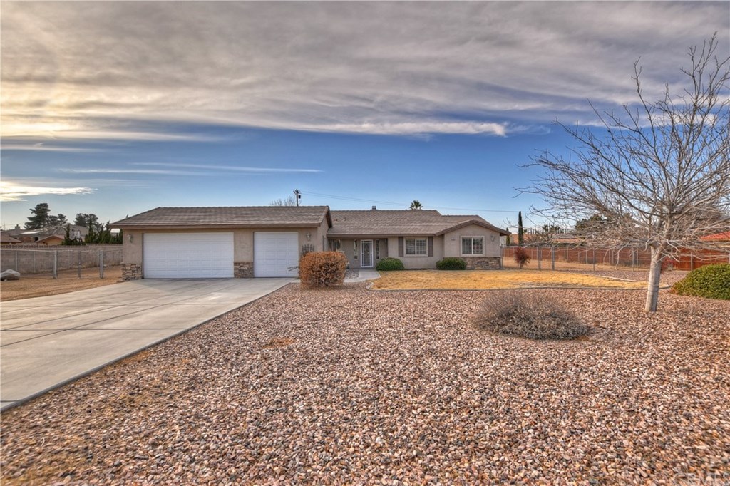 14360 Choco Road Apple Valley, CA 92307 - Photo 1 of 1