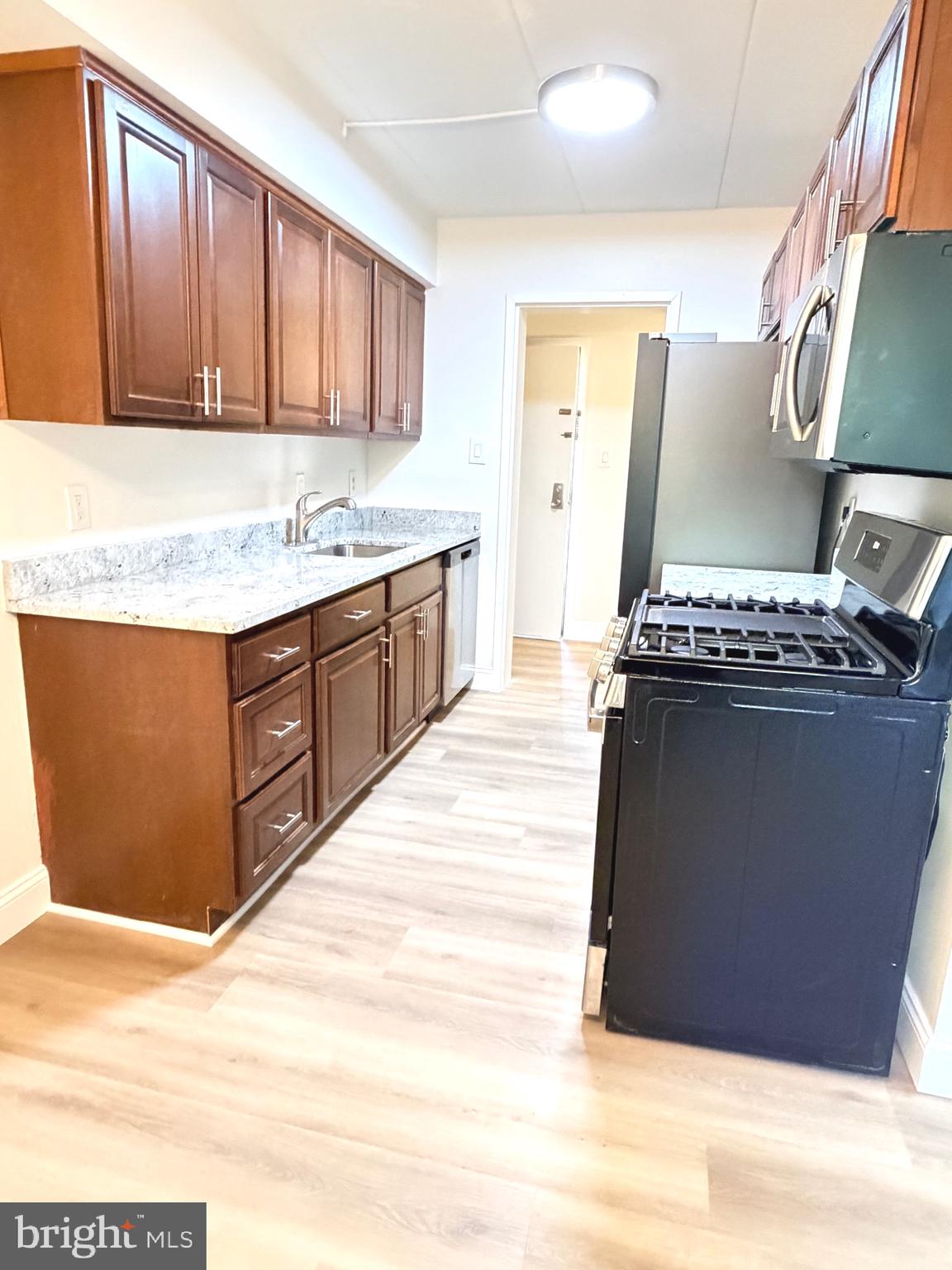 2316 Freetown Court, Unit 1B Reston, VA 20191 - Photo 16 of 48