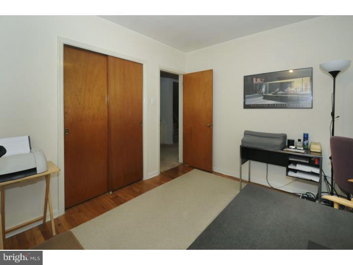 7137 Dungan Road Philadelphia, PA 19111 - Photo 8 of 20