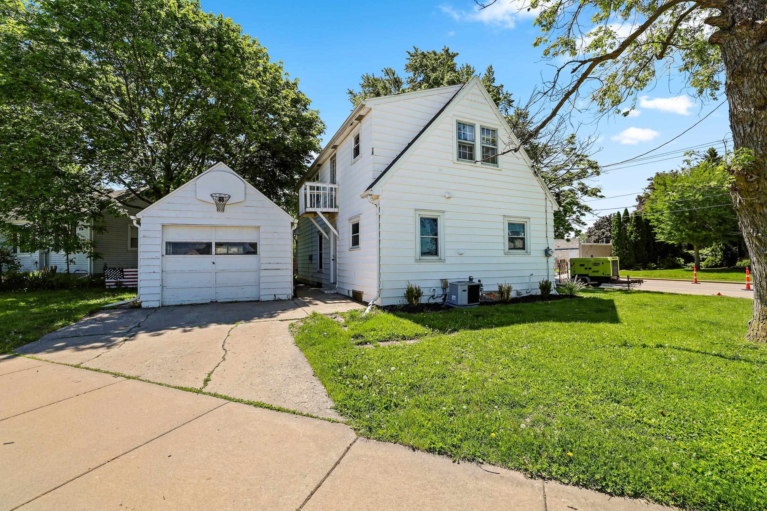 1120 North Badger Avenue Appleton, WI 54914 - Photo 6 of 51