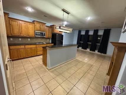 $339,000 | 2970 Majestic Oaks Avenue, Zachary, LA 70791