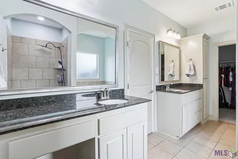 $339,000 | 2970 Majestic Oaks Avenue, Zachary, LA 70791