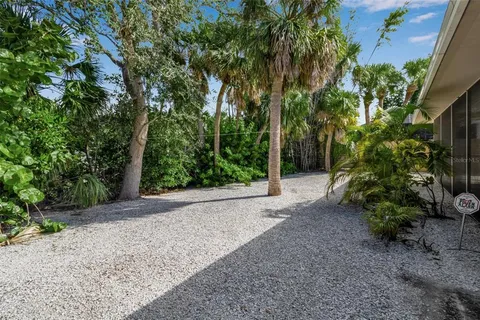 $950,000 | 315 Avenida De Paradisio, Sarasota, FL 34242