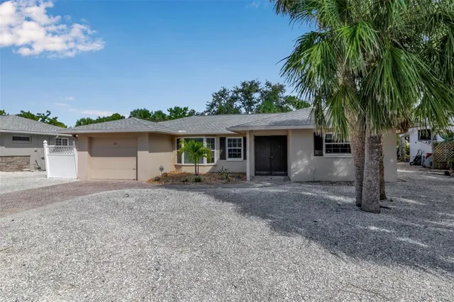 $930,000 | 315 Avenida De Paradisio, Sarasota, FL 34242