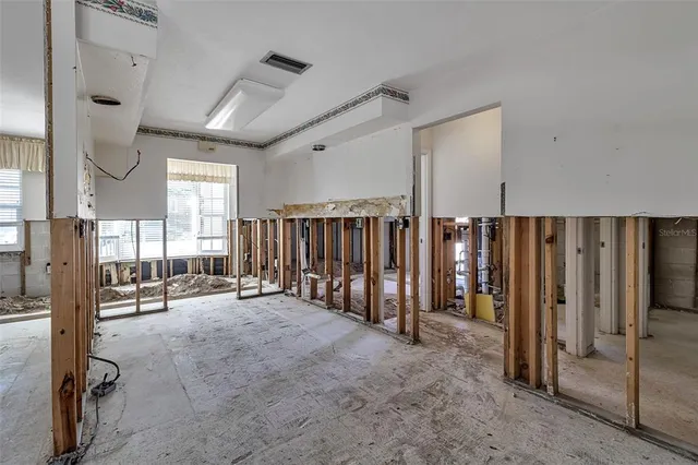 $930,000 | 315 Avenida De Paradisio, Sarasota, FL 34242