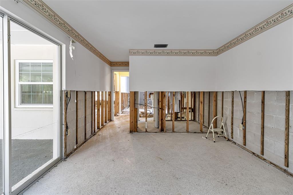 315 Avenida De Paradisio Sarasota, FL 34242 - Photo 10 of 27