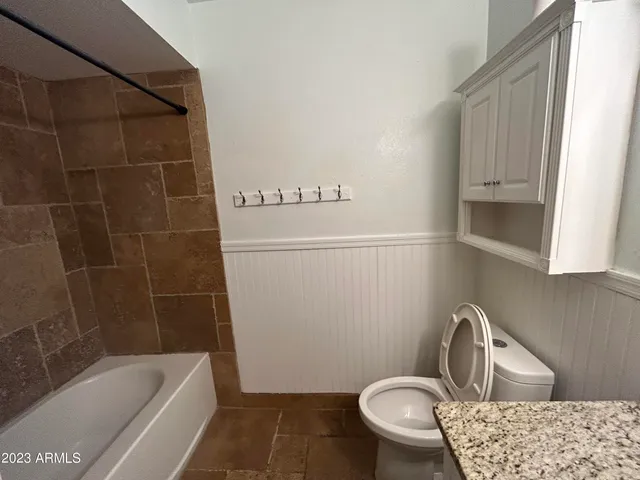 $2,200 | 2124 East Carson Drive, Tempe, AZ 85282