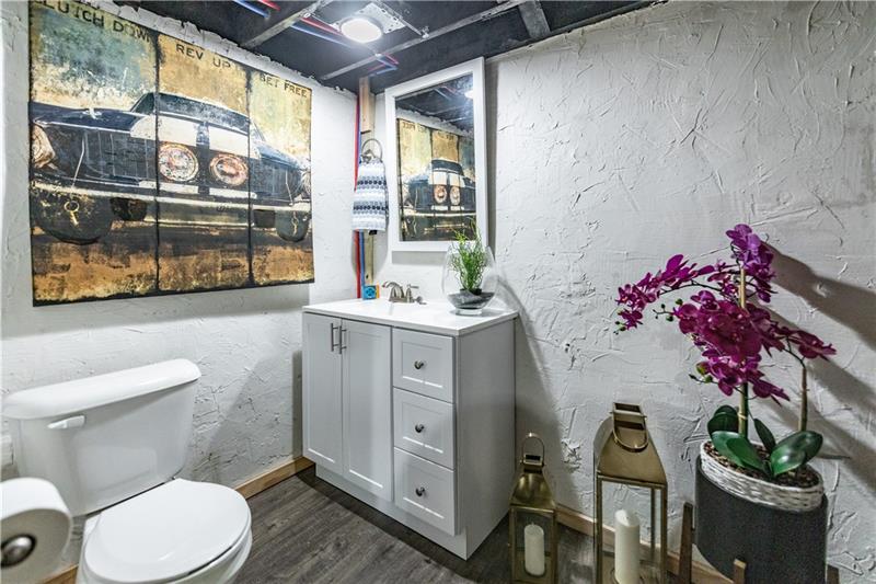 6075 Valencia Road Valencia, PA 16059 - Photo 20 of 22 Gallery Image 20