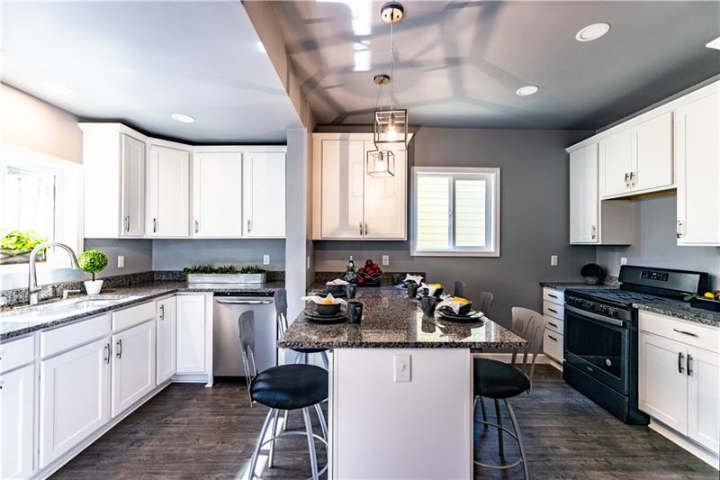 6075 Valencia Road Valencia, PA 16059 - Photo 4 of 22 Gallery Image 4