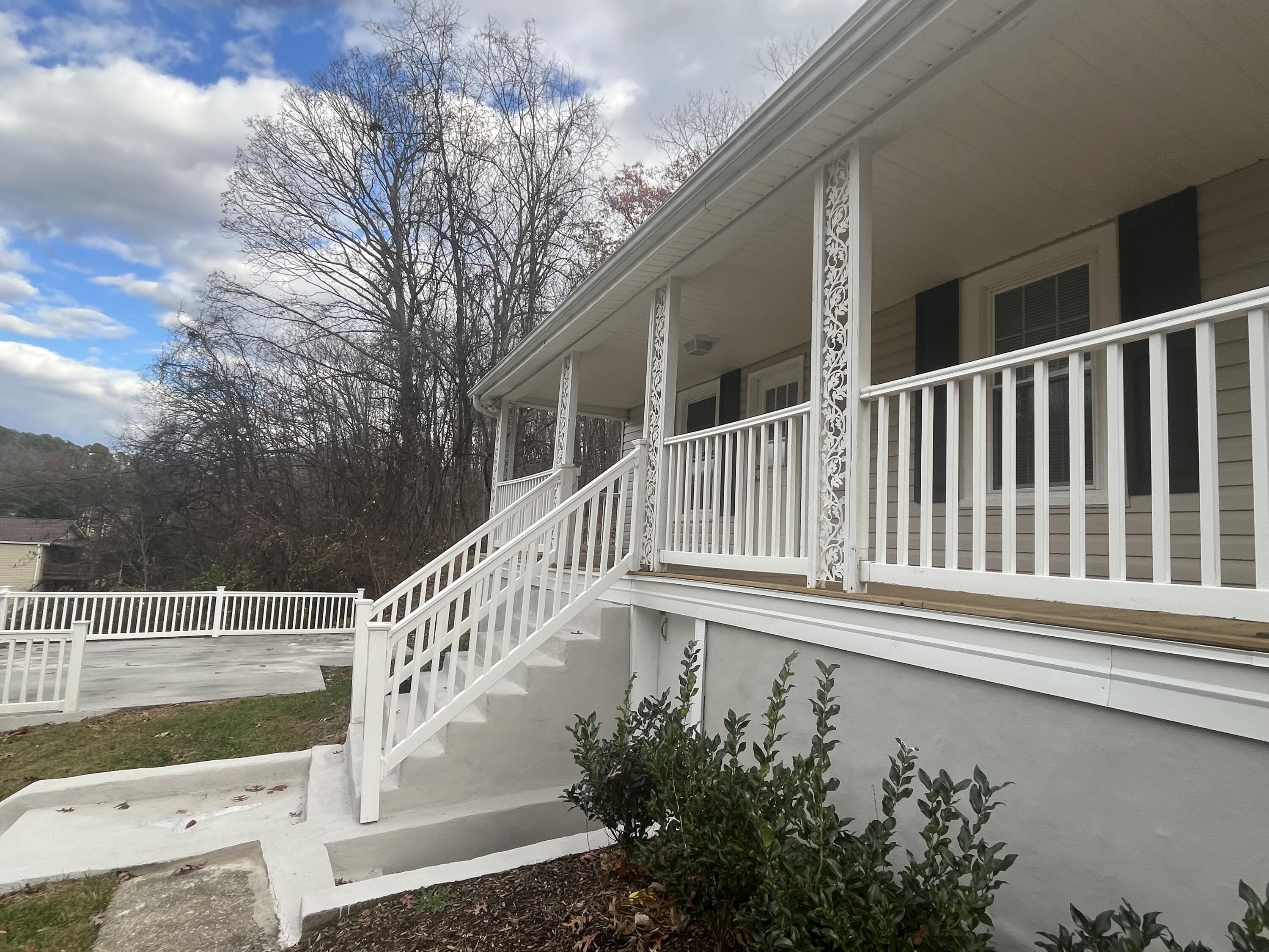 3776 Buck Mountain Road Roanoke, VA 24018 - Photo 17 of 19 IMG_2207