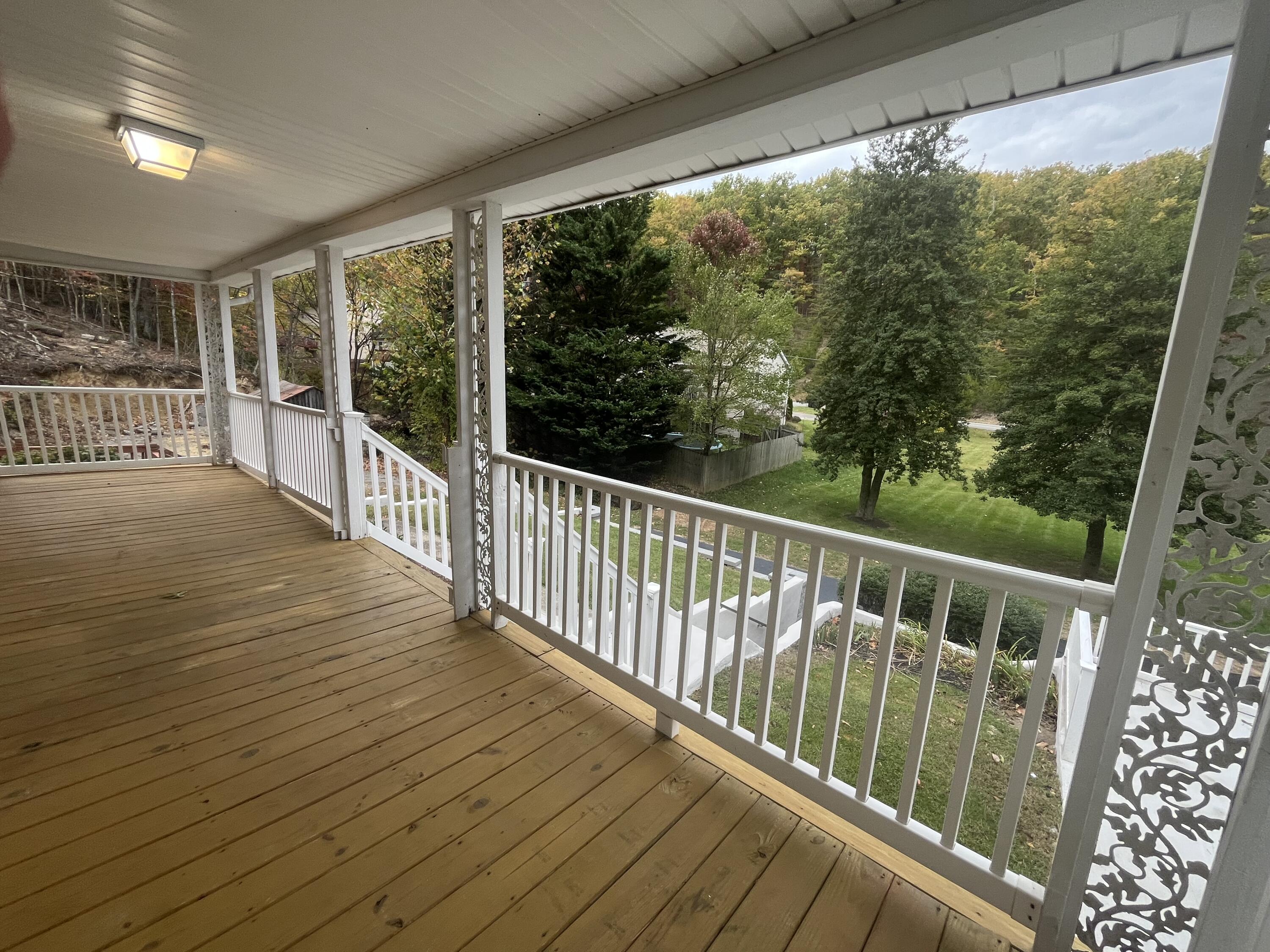 3776 Buck Mountain Road Roanoke, VA 24018 - Photo 4 of 19 IMG_1644