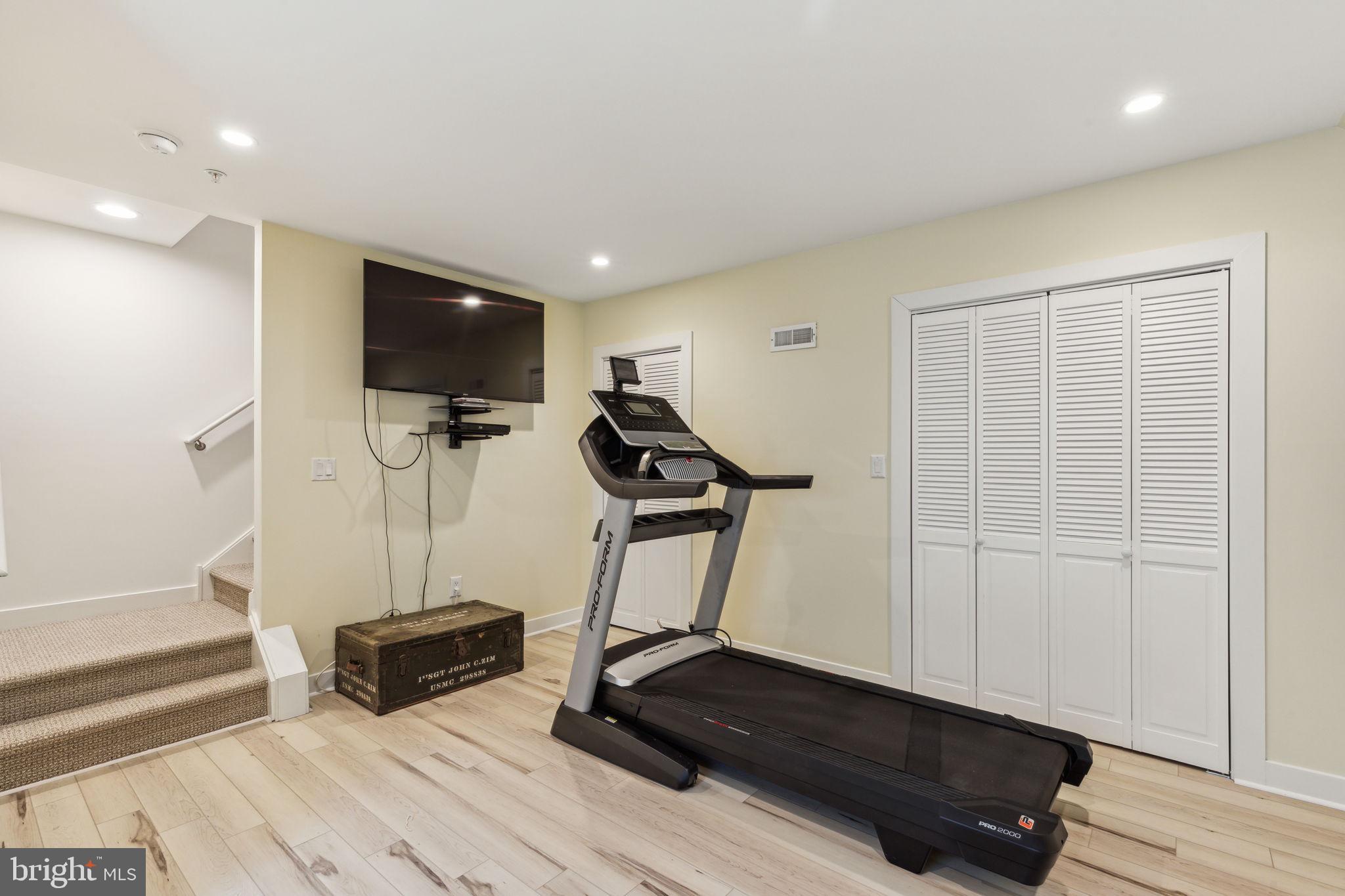 410 Reed Street Philadelphia, PA 19147 - Photo 34 of 39 a view of a room with gym equipment