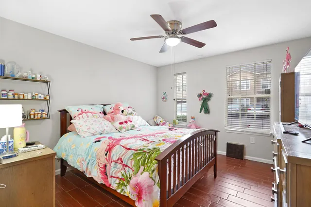 $183,500 | 10075 Gate Parkway, Unit 203, Jacksonville, FL 32246