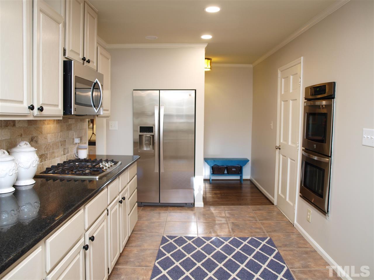 7013 Tanbark Way Raleigh, NC 27615 - Photo 11 of 30