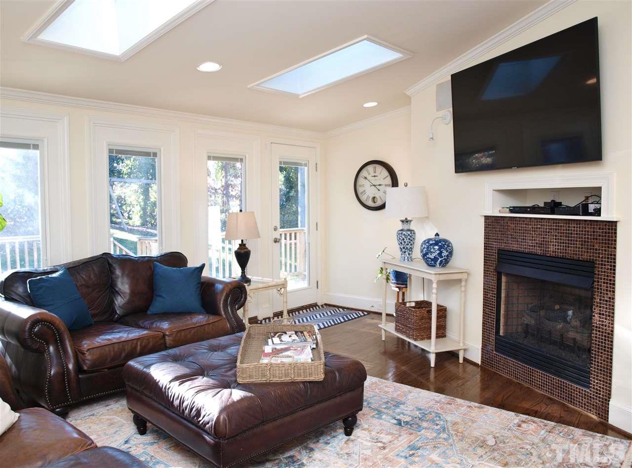 7013 Tanbark Way Raleigh, NC 27615 - Photo 4 of 30
