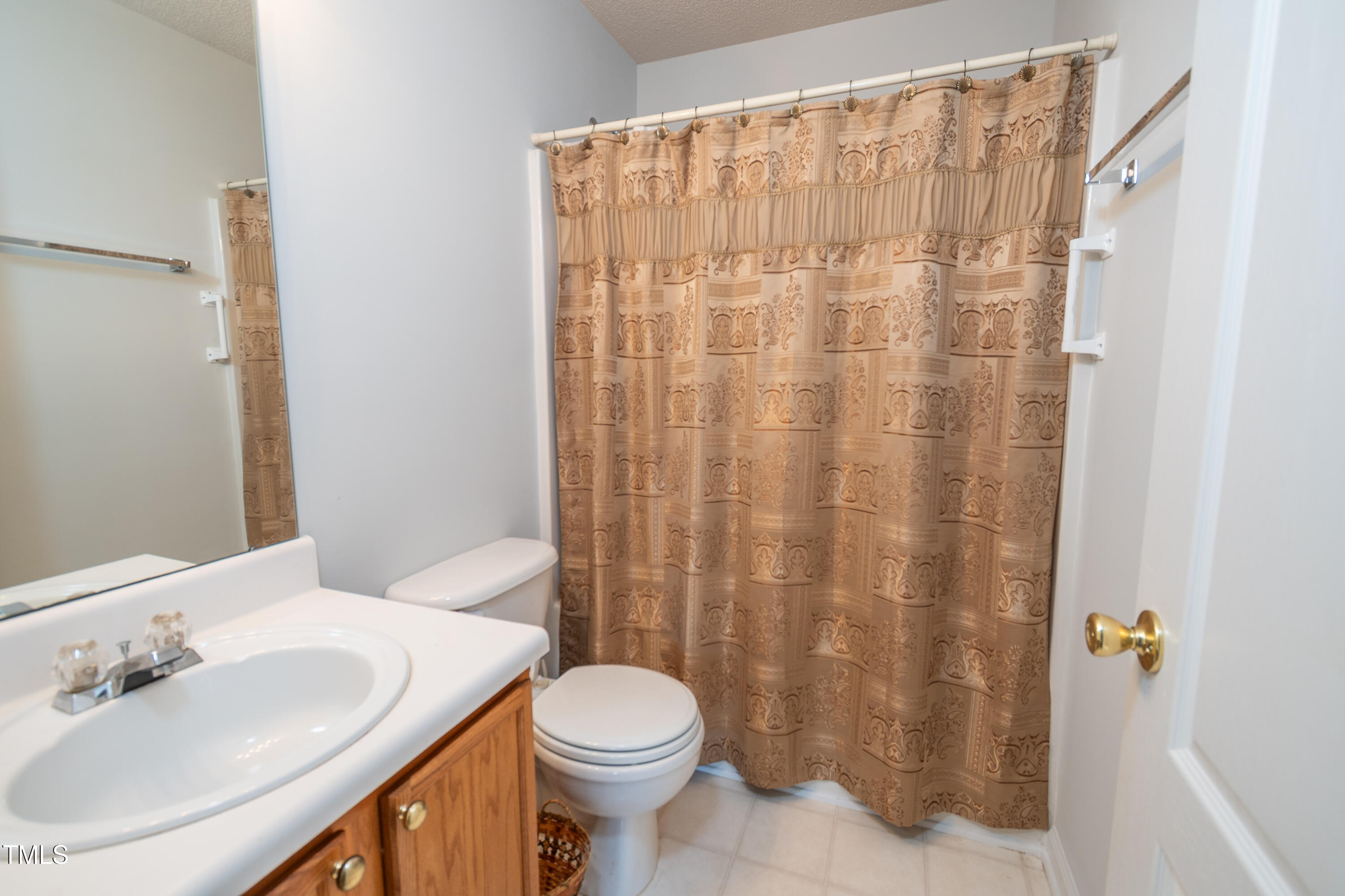 3016 Hayling Drive Raleigh, NC 27610 - Photo 14 of 16 DSC_3598