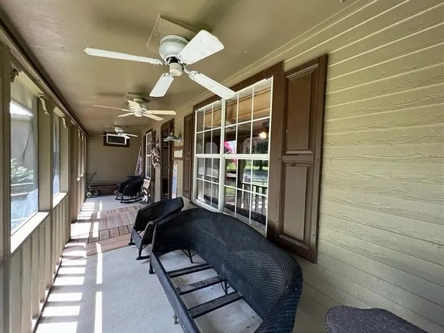 a view of a livingroom with furniture