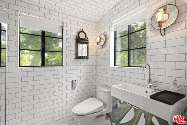 $3,475,000 | 10420 Kurt Street, Sylmar, CA 91342