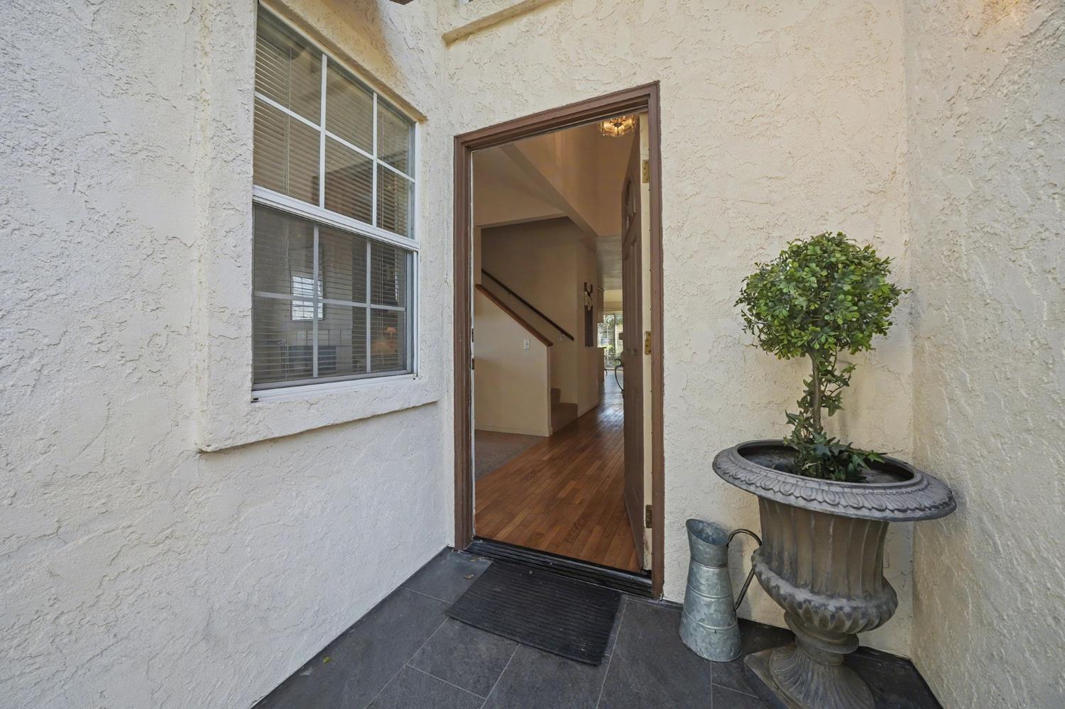 238 Highland Drive Sutter Creek, CA 95685 - Photo 3 of 52 a vase of flowers sitting on a table