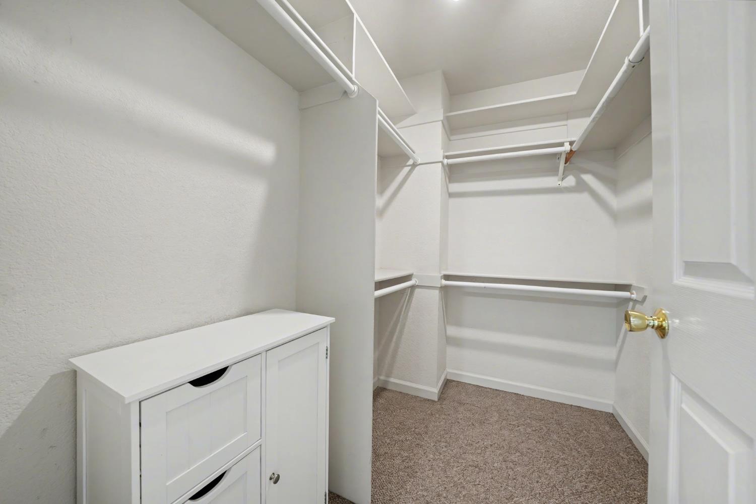 238 Highland Drive Sutter Creek, CA 95685 - Photo 37 of 52 a utility room with washer and dryer