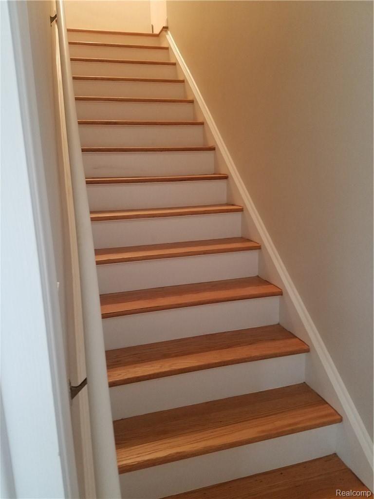 32262 Bonnet Hill Road Farmington, MI 48334 - Photo 8 of 28 20180921_124156.jpg