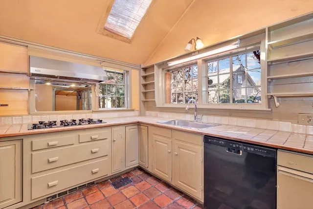 $779,000 | 153 Main Street, Wenham, MA 01984