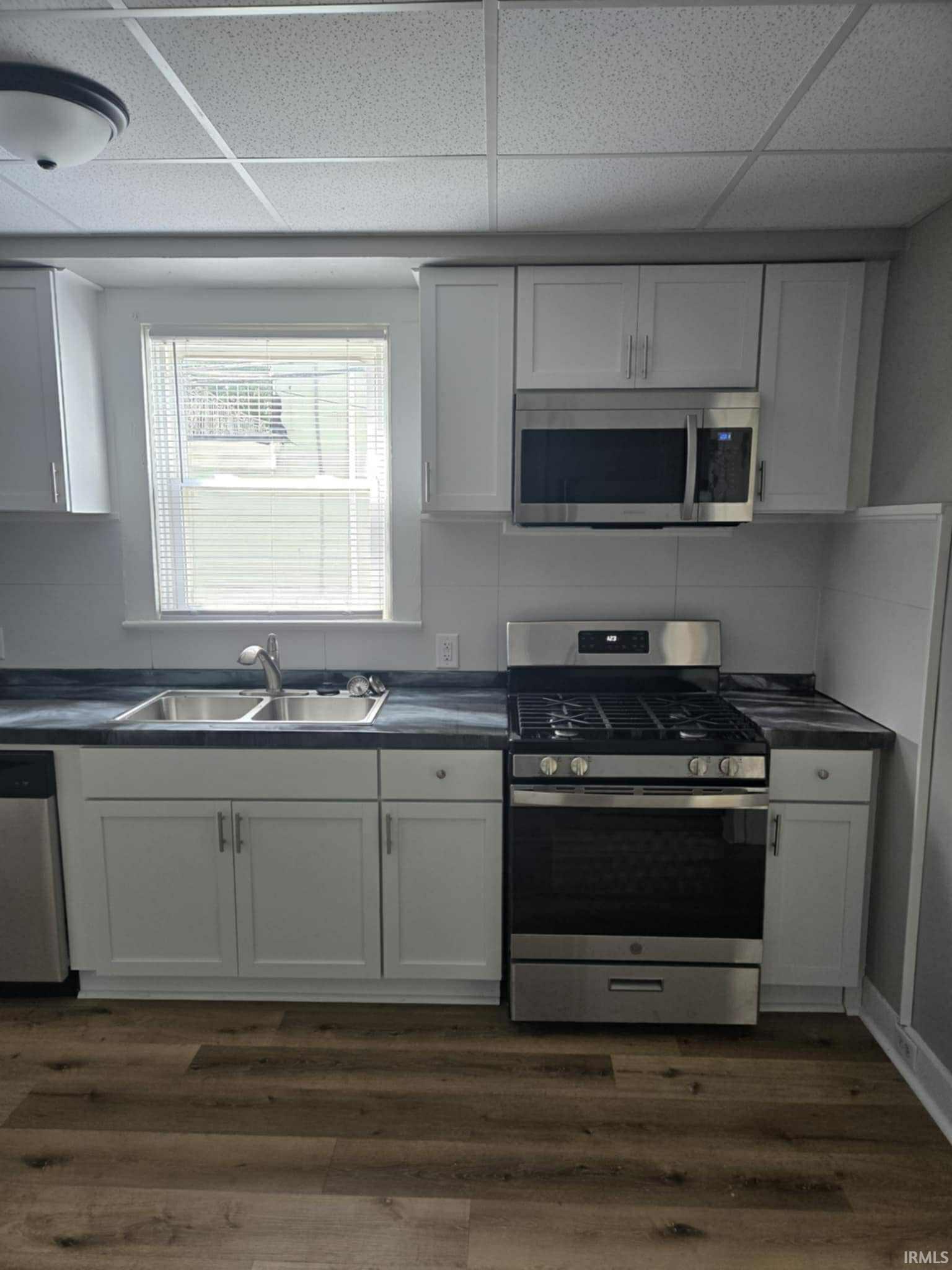 2815 South Harrison Street Fort Wayne, IN 46807 - Photo 2 of 18