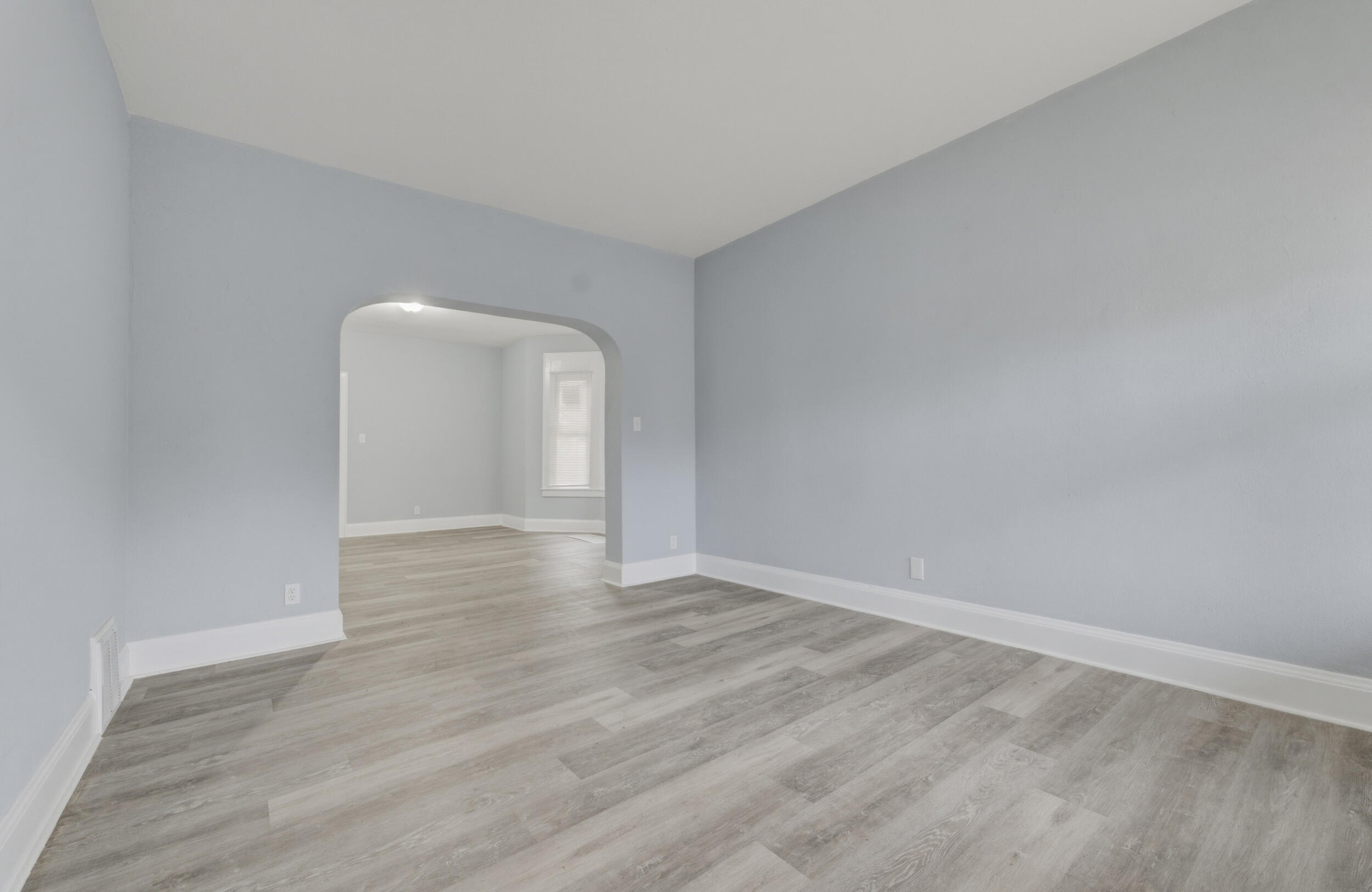 926 South 35th Street Milwaukee, WI 53215 - Photo 6 of 23 926 S 35th St