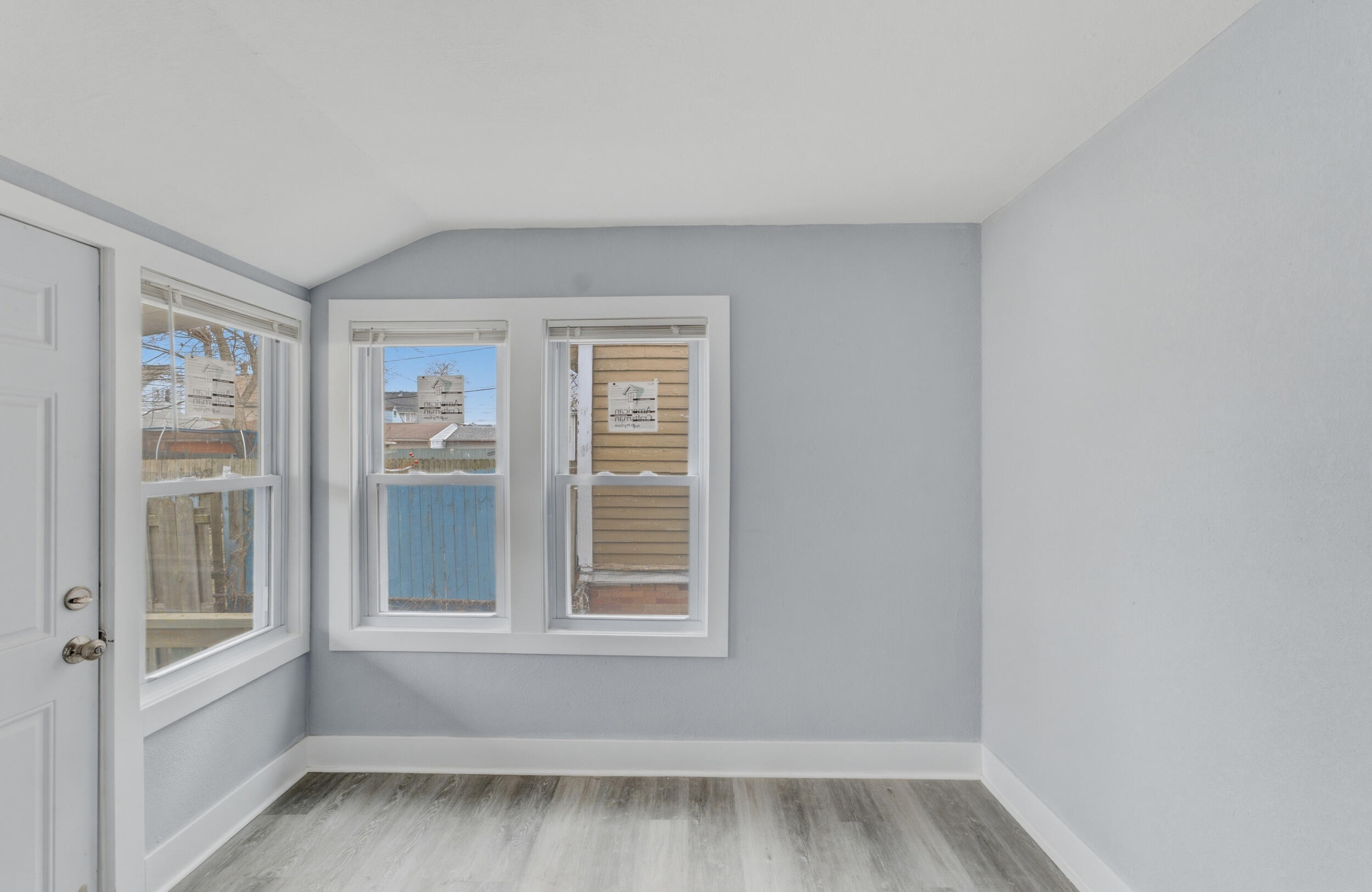 926 South 35th Street Milwaukee, WI 53215 - Photo 9 of 23 926 S 35th St