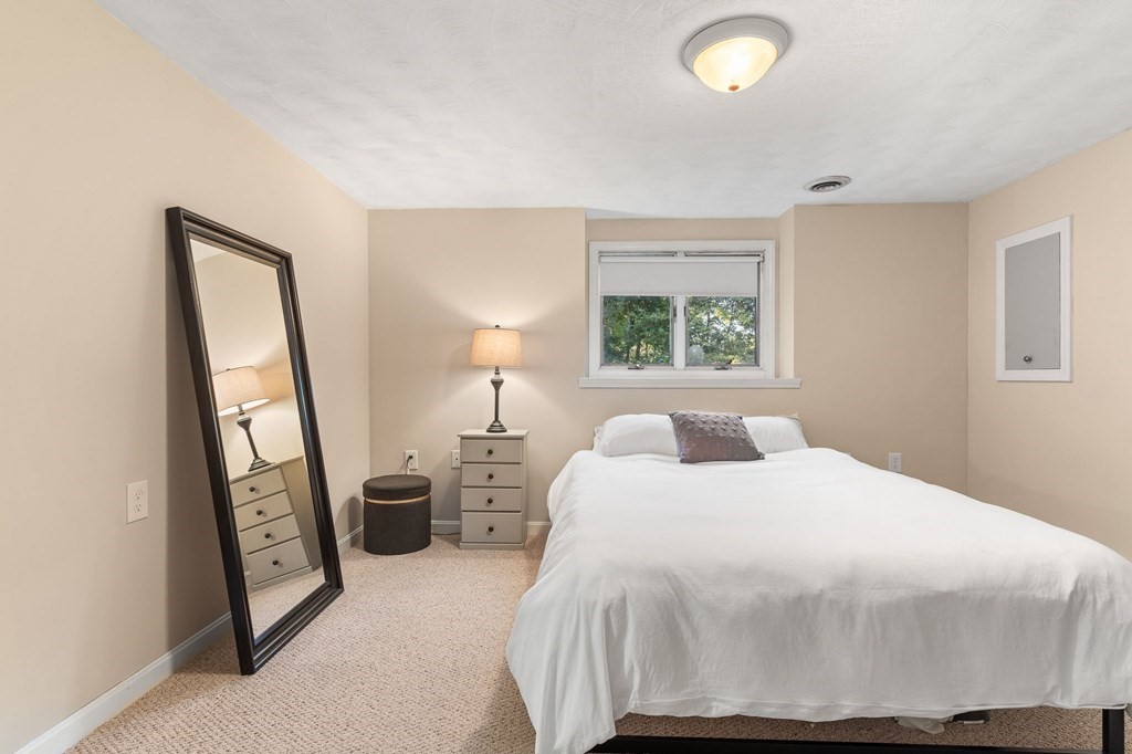 17 William Road Billerica, MA 01821 - Photo 38 of 41 Gallery Image 38