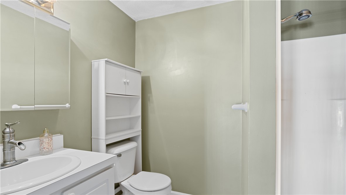 11 College Hill Road, Unit 4A Warwick, RI 02886 - Photo 38 of 50