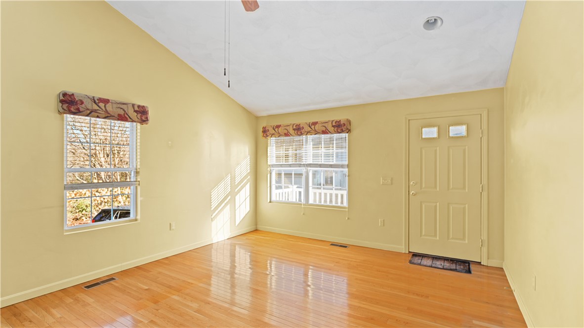 11 College Hill Road, Unit 4A Warwick, RI 02886 - Photo 10 of 50