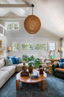 $7,150,000 | 10 Bluff Point Lane, Sag Harbor, NY 11963