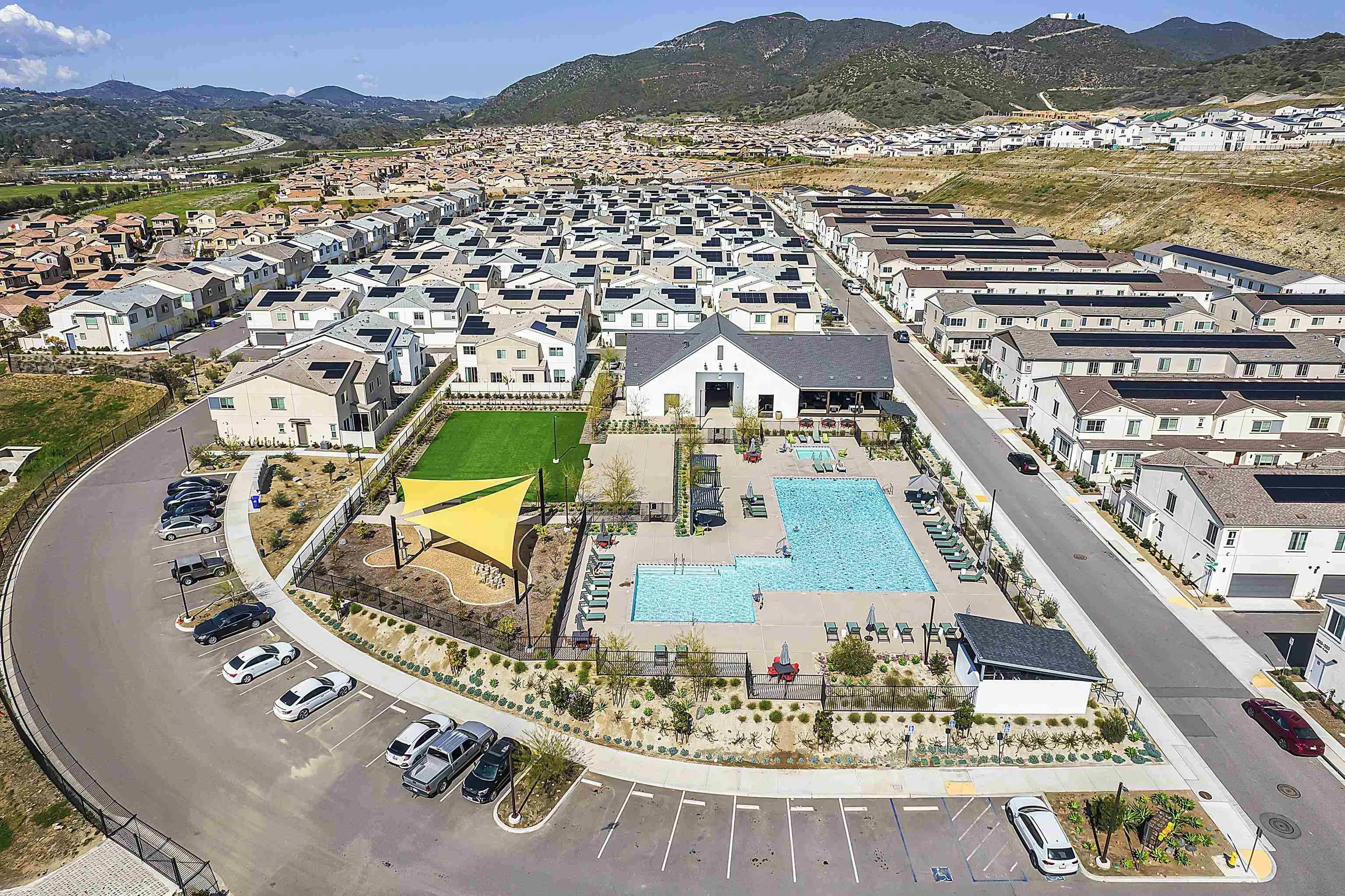 223 Foliage Place Fallbrook, CA 92028 - Photo 32 of 46 a view of a city with an ocean view