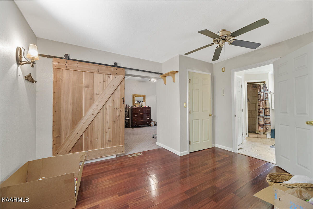115 Dixie Lane Oak Ridge, TN 37830 - Photo 16 of 25 Sitting Room
