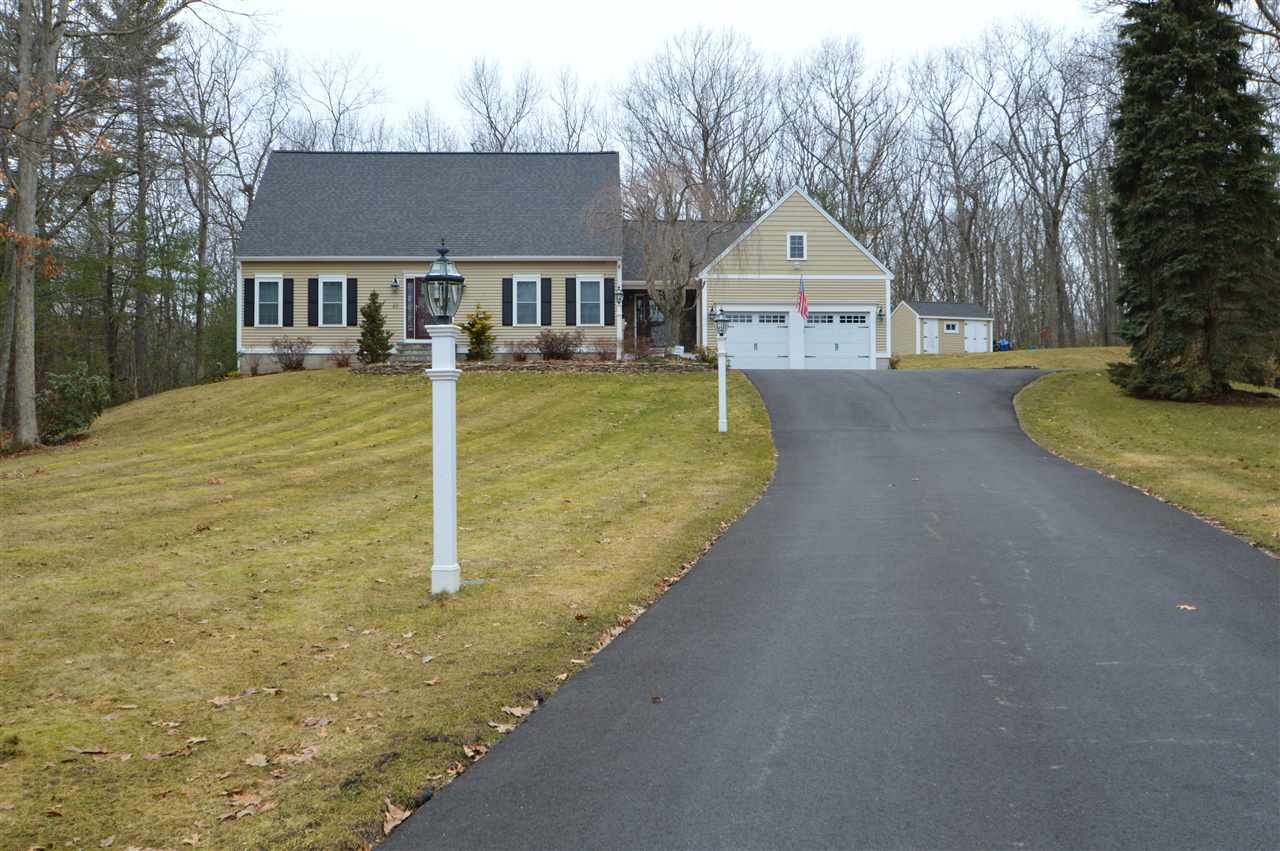 22 Norwood Road Salem, NH 03079 - Photo 5 of 40