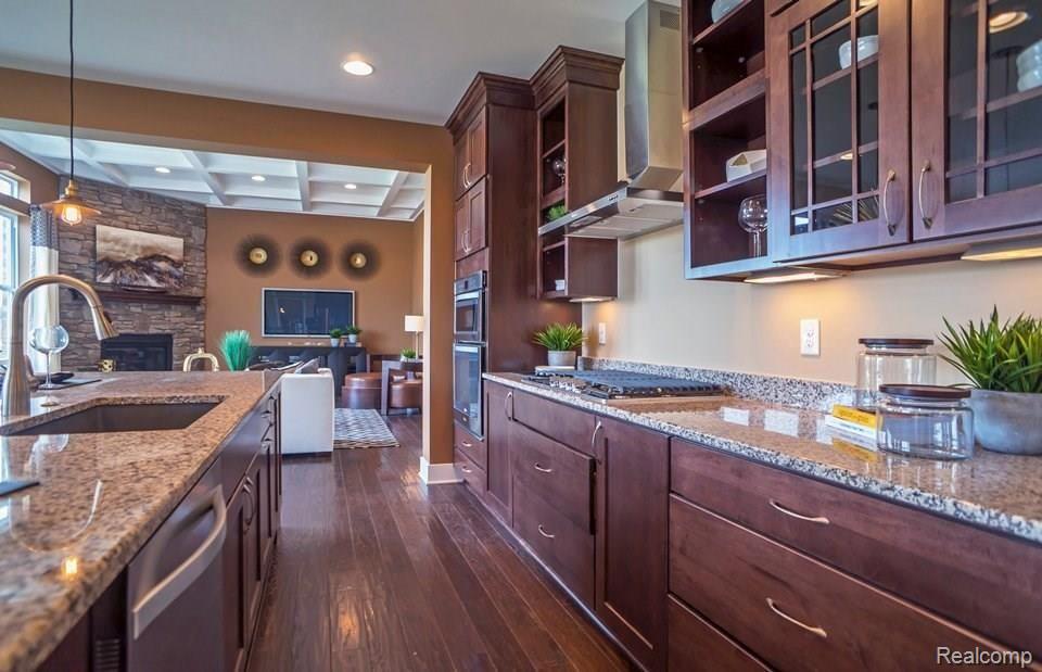 2090 Logan Drive Rochester, MI 48309 - Photo 9 of 21 18-photo-print-2850100.jpg