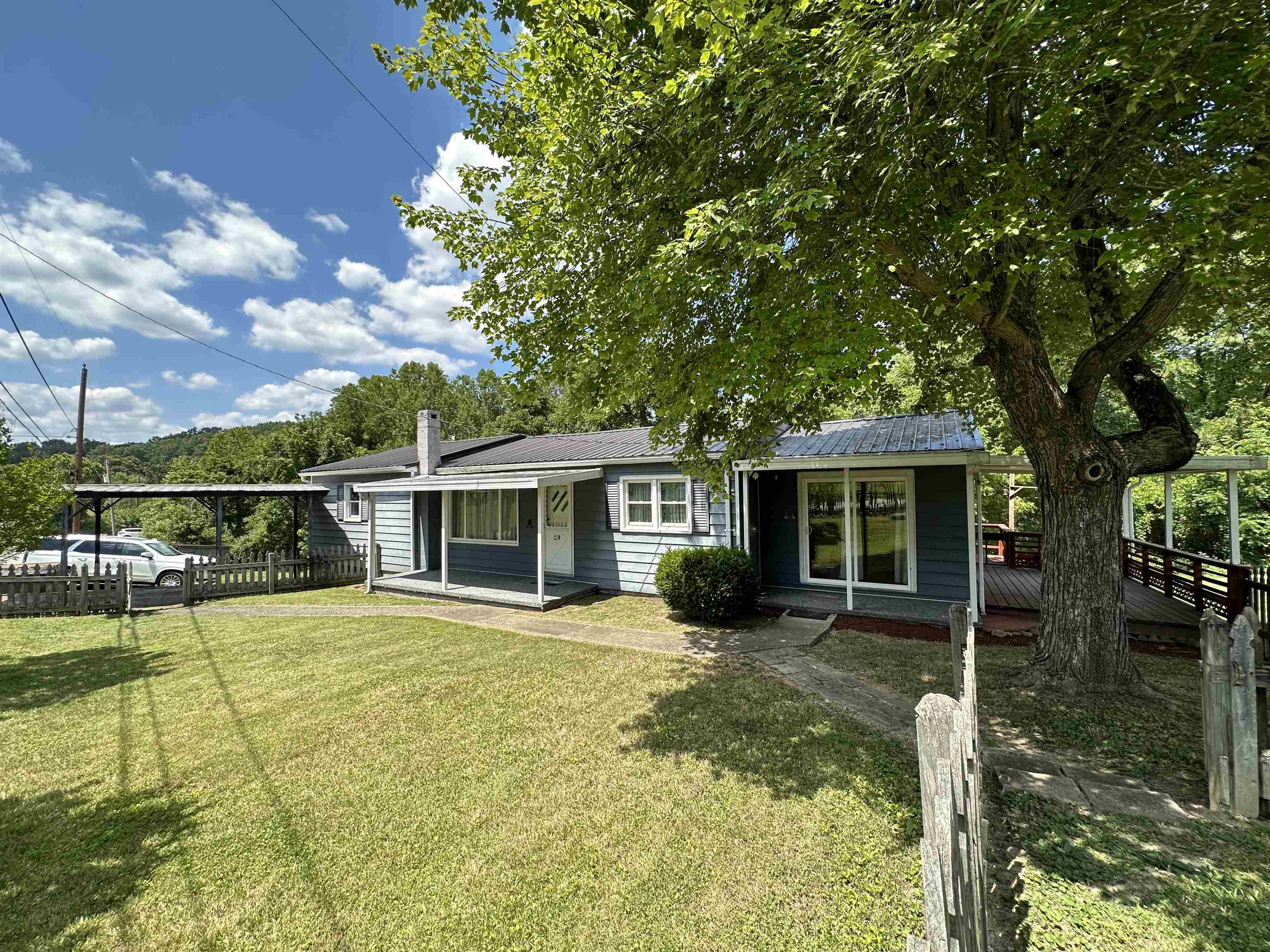 319 West Dog Ridge Road Ashland, KY 41102 - Photo 32 of 34