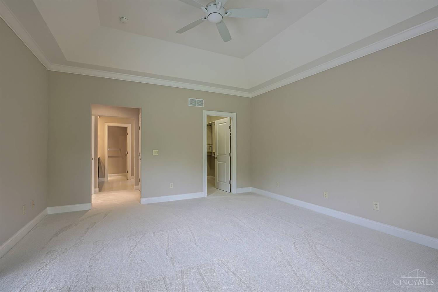 8731 Kenwood Road Cincinnati, OH 45242 - Photo 29 of 73