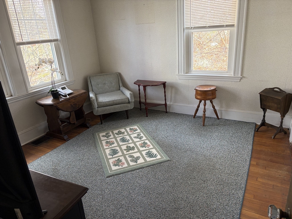 319 West Street Reading, MA 01867 - Photo 10 of 15