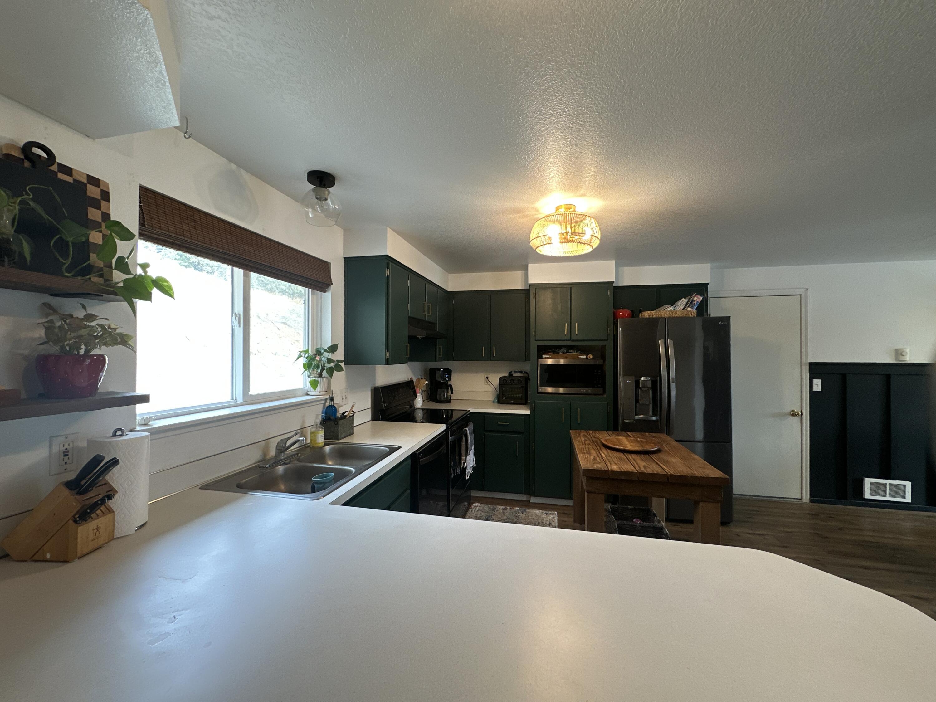 120 Valley View Drive John Day, OR 97845 - Photo 10 of 39 DJI_20260216_134316_710