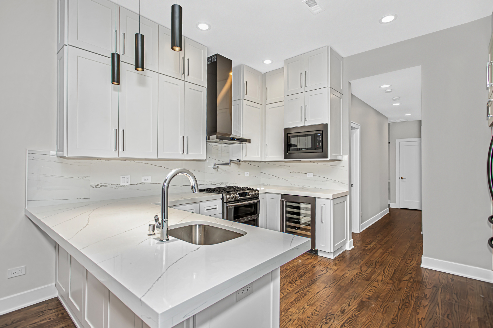 948 West Madison Street, Unit 2NW Chicago, IL 60607 - Photo 3 of 12 Gallery Image 3