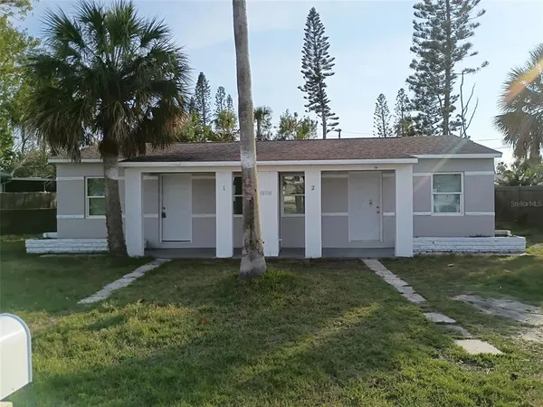 a view of a house with a tub